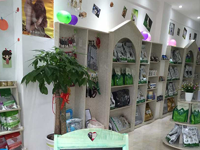 开宠物店赚钱吗 开宠物店赚钱吗
